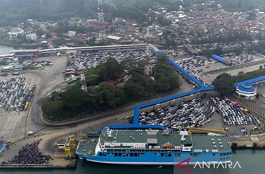 ASDP Wajibkan Pemudik Lebaran 2023 MembeliTiket Secara Daring